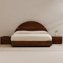 Load image into Gallery viewer, Watson Queen Bed Brown