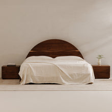 Load image into Gallery viewer, Watson Queen Bed Brown