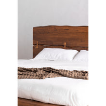 Load image into Gallery viewer, Madagascar Platform Bed Queen